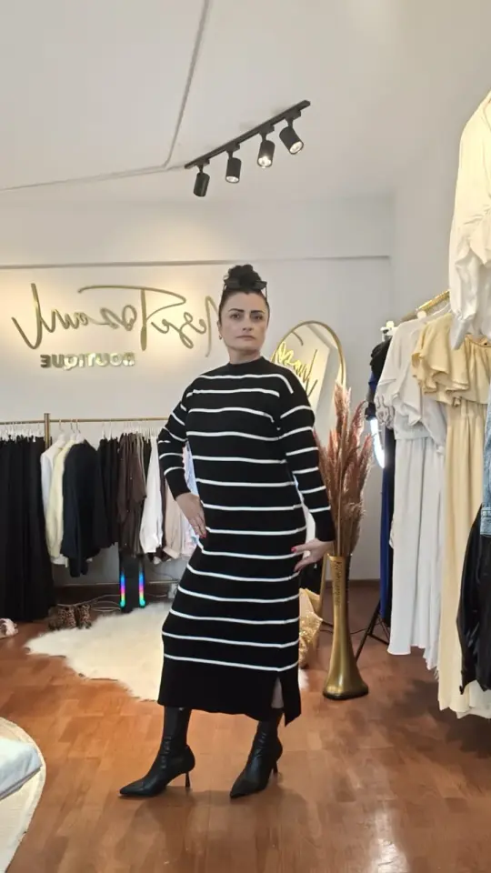 Çizgili Siyah Kalın Dokuma Triko Elbise