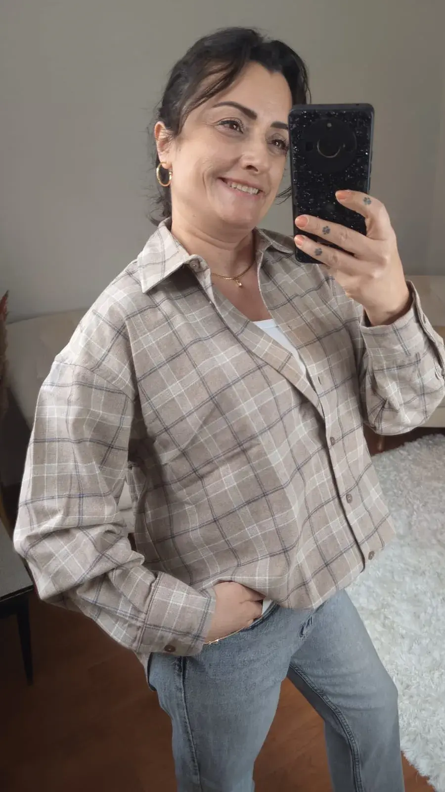 Kalın Dokuma Oversize Ekoseli Gömlek (Krem Rengi)