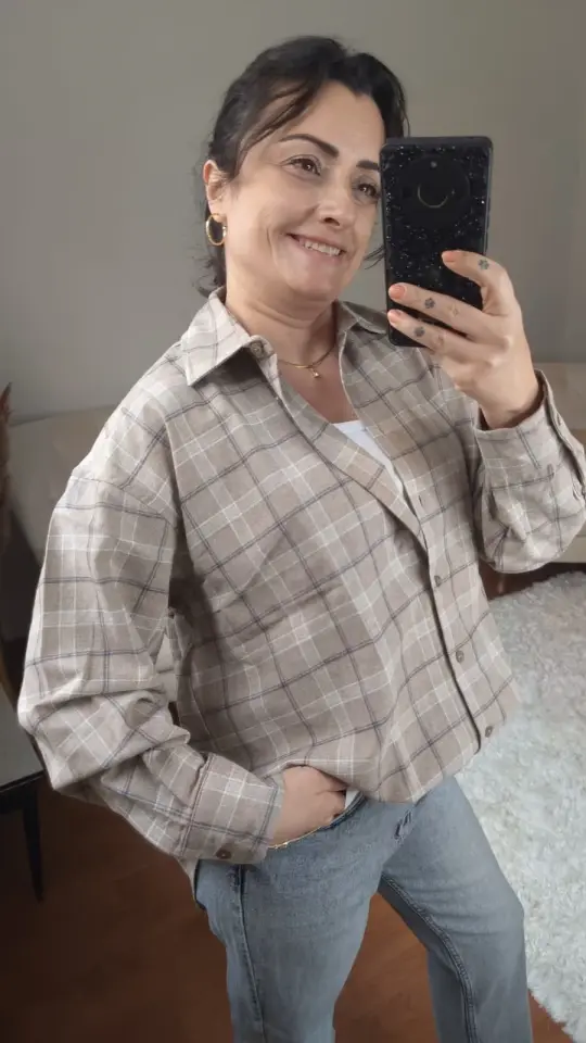 Kalın Dokuma Oversize Ekoseli Gömlek (Krem Rengi)