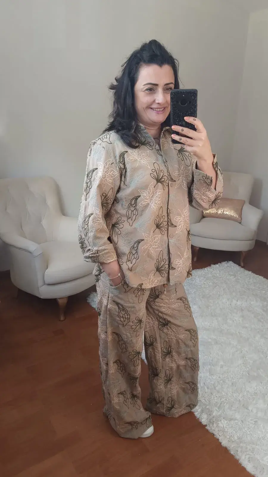 Yaprak Desen İşlemeli Gömlek Pantolon Takım (Bej)