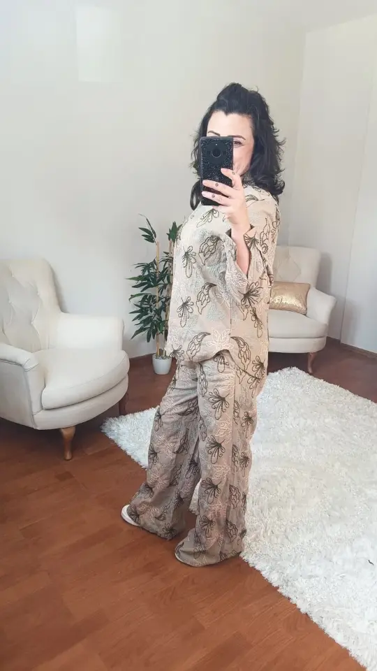 Yaprak Desen İşlemeli Gömlek Pantolon Takım (Bej)