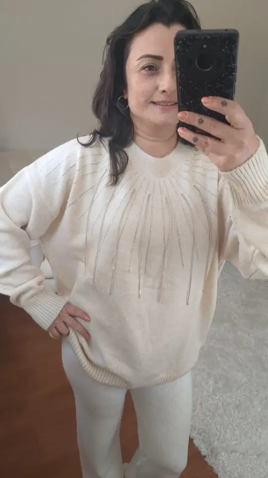 Işıltılı Taş Detaylı Oversize Triko Kazak