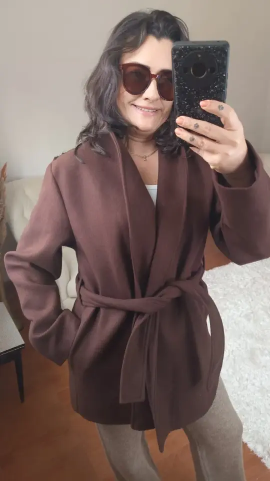 Beli Kuşaklı Kahverengi Kaşe Kaban