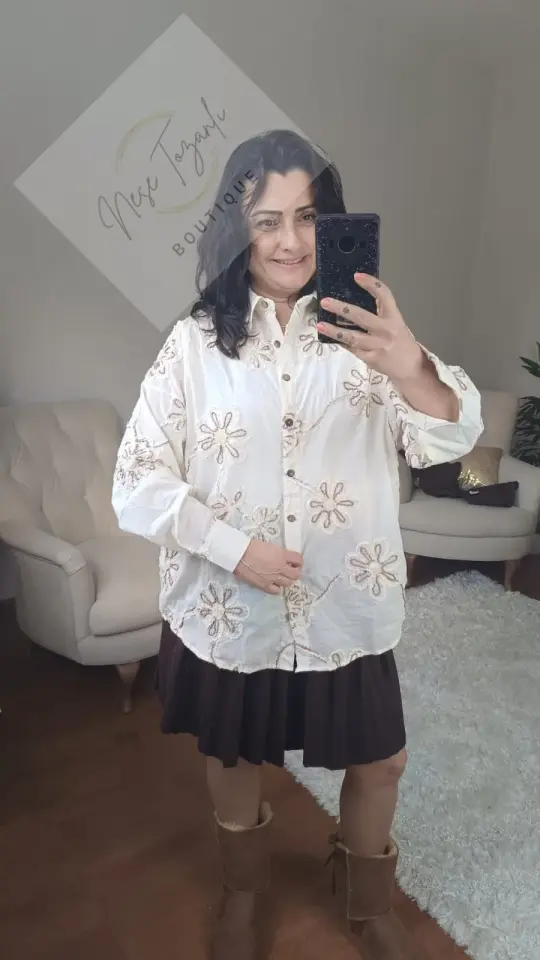 Bohem Çiçek Nakışlı Oversize Gömlek (Krem Rengi)