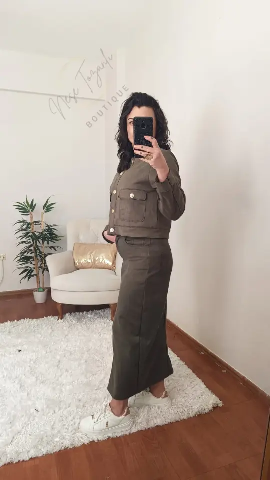 Gold Düğmeli Haki Yeşil Süet Etek Ceket Takım