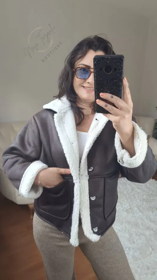 İçi Kürklü Kahverengi Nubuk Aviator Mont | Sıcak & İkonik Stil